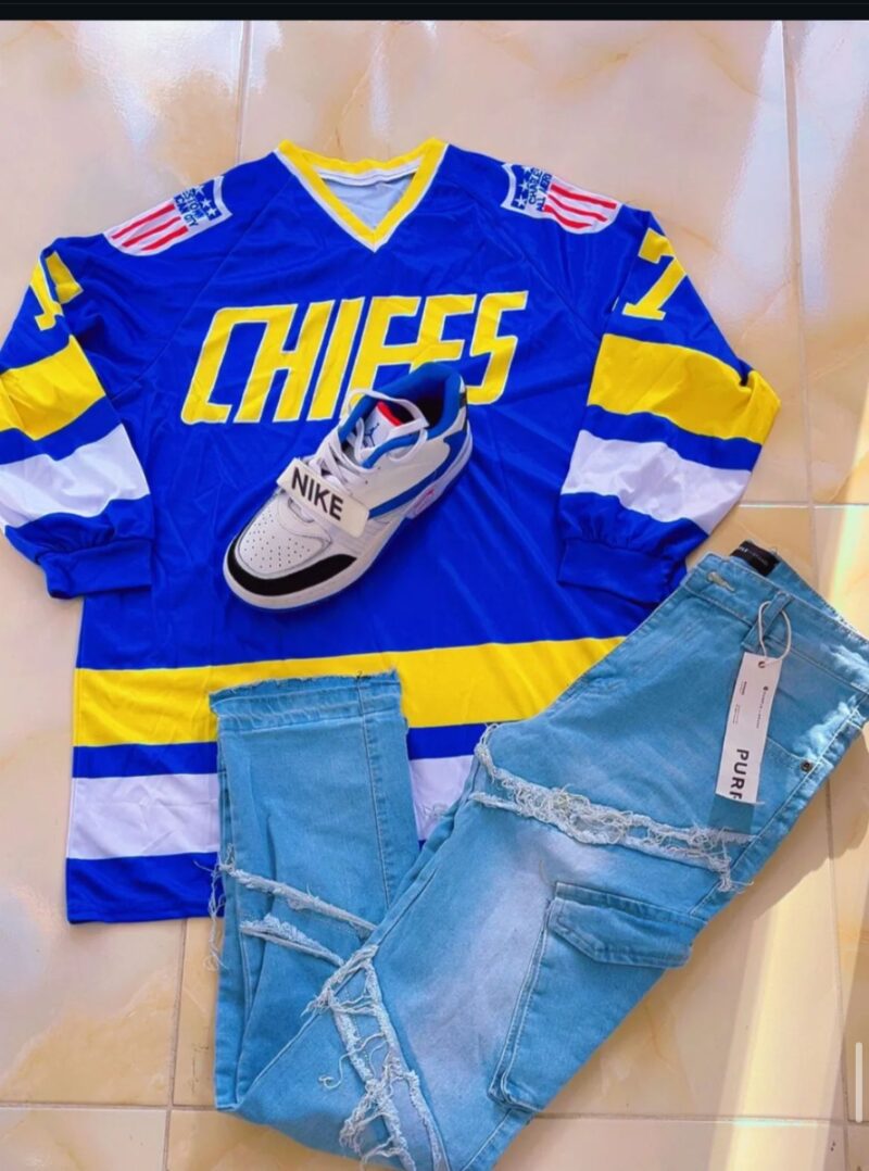 Jersey Top Purple, Jeans & Nike