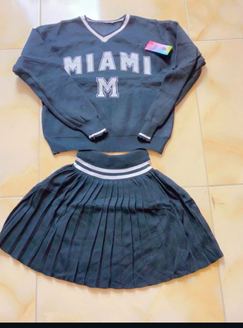 Short Pleated Skirt Set