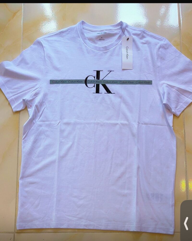White Calvin Klein T-shirt